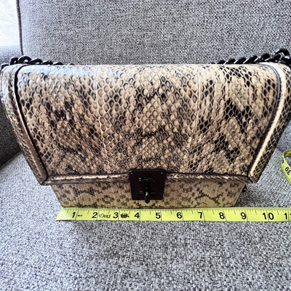 Coach Purse - Picture 11 of 12